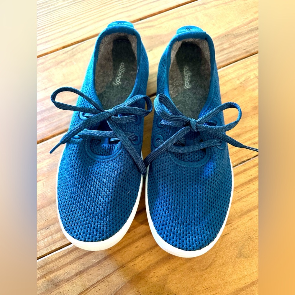 All Birds Tree Runner Sneakers - Size 9